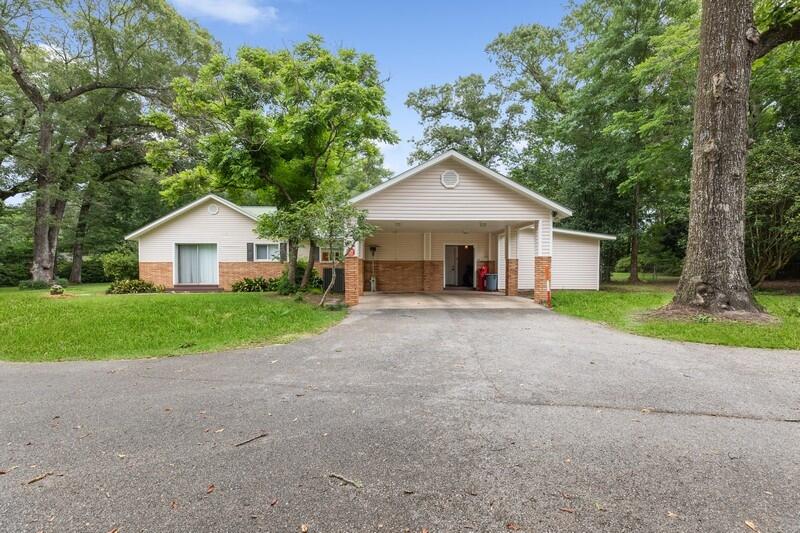 Crestview Suburb - Residential