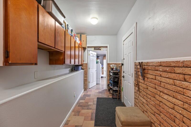 Crestview Suburb - Residential