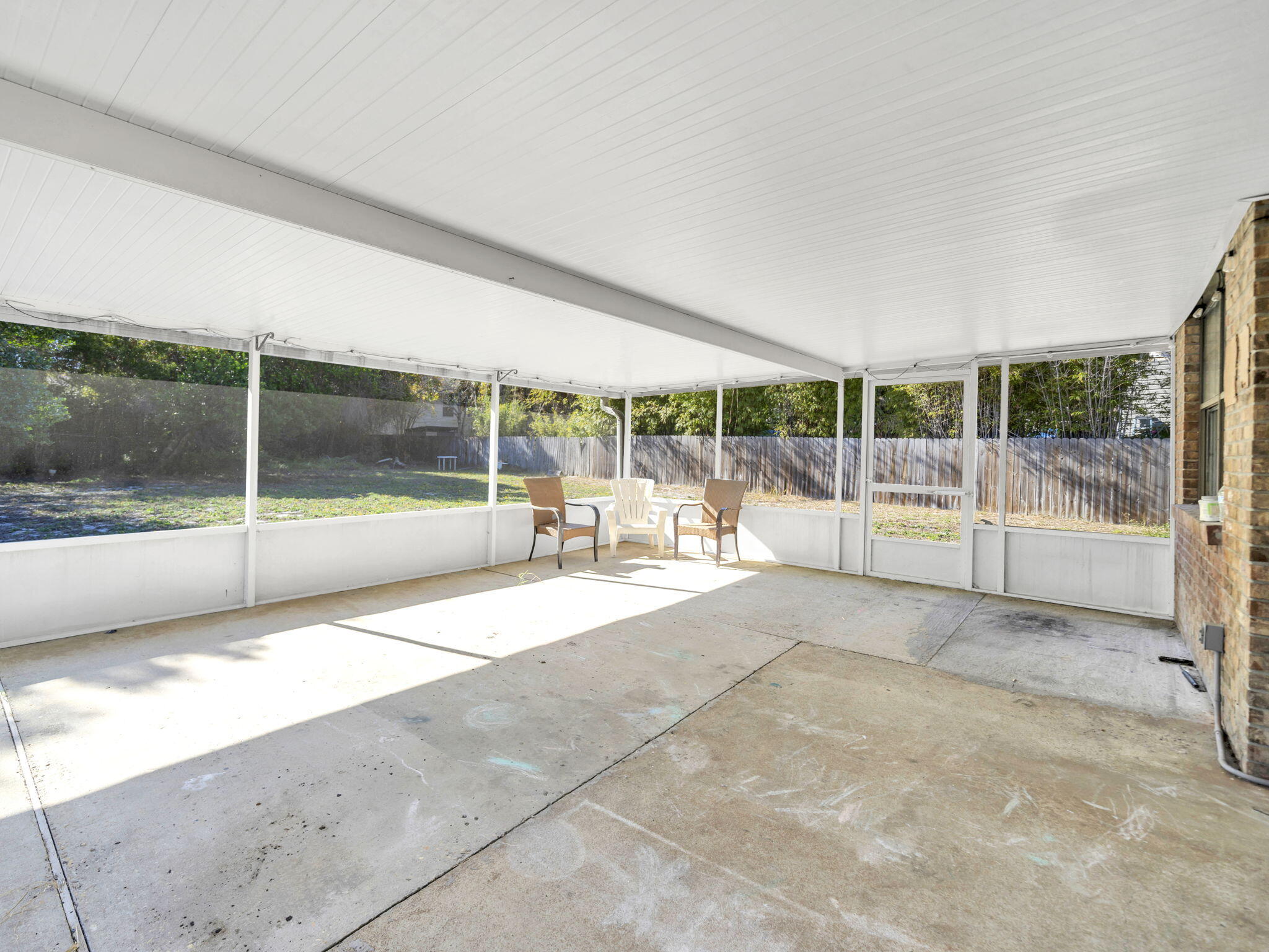 QUIET WOOD - Residential