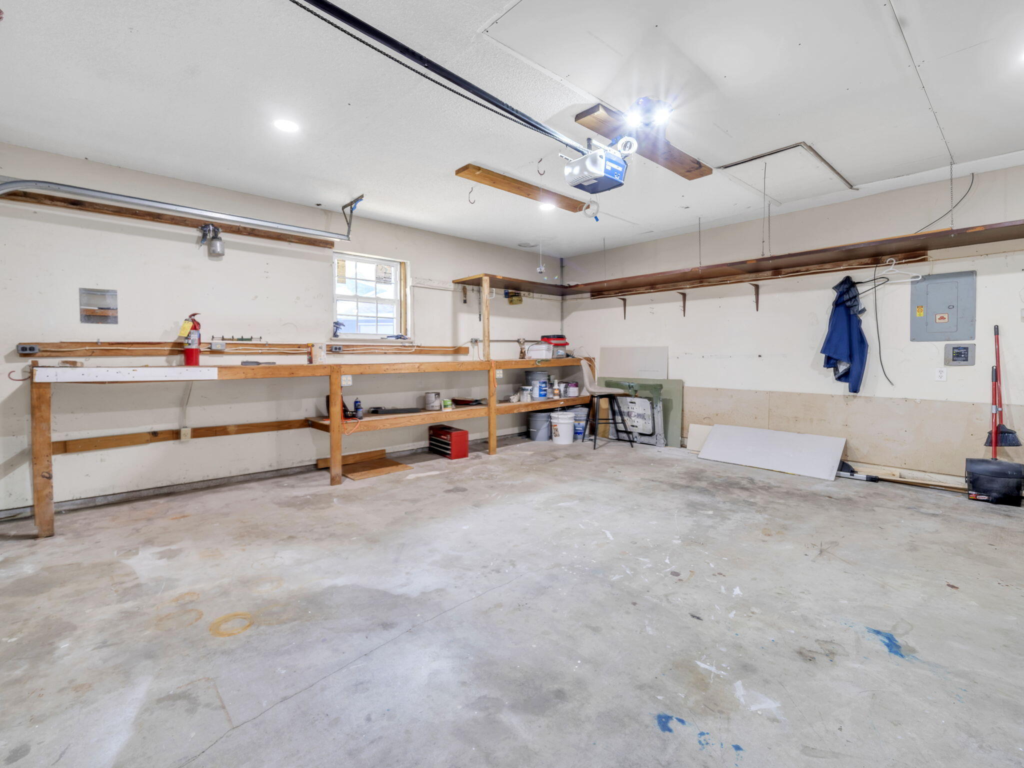 QUIET WOOD - Residential