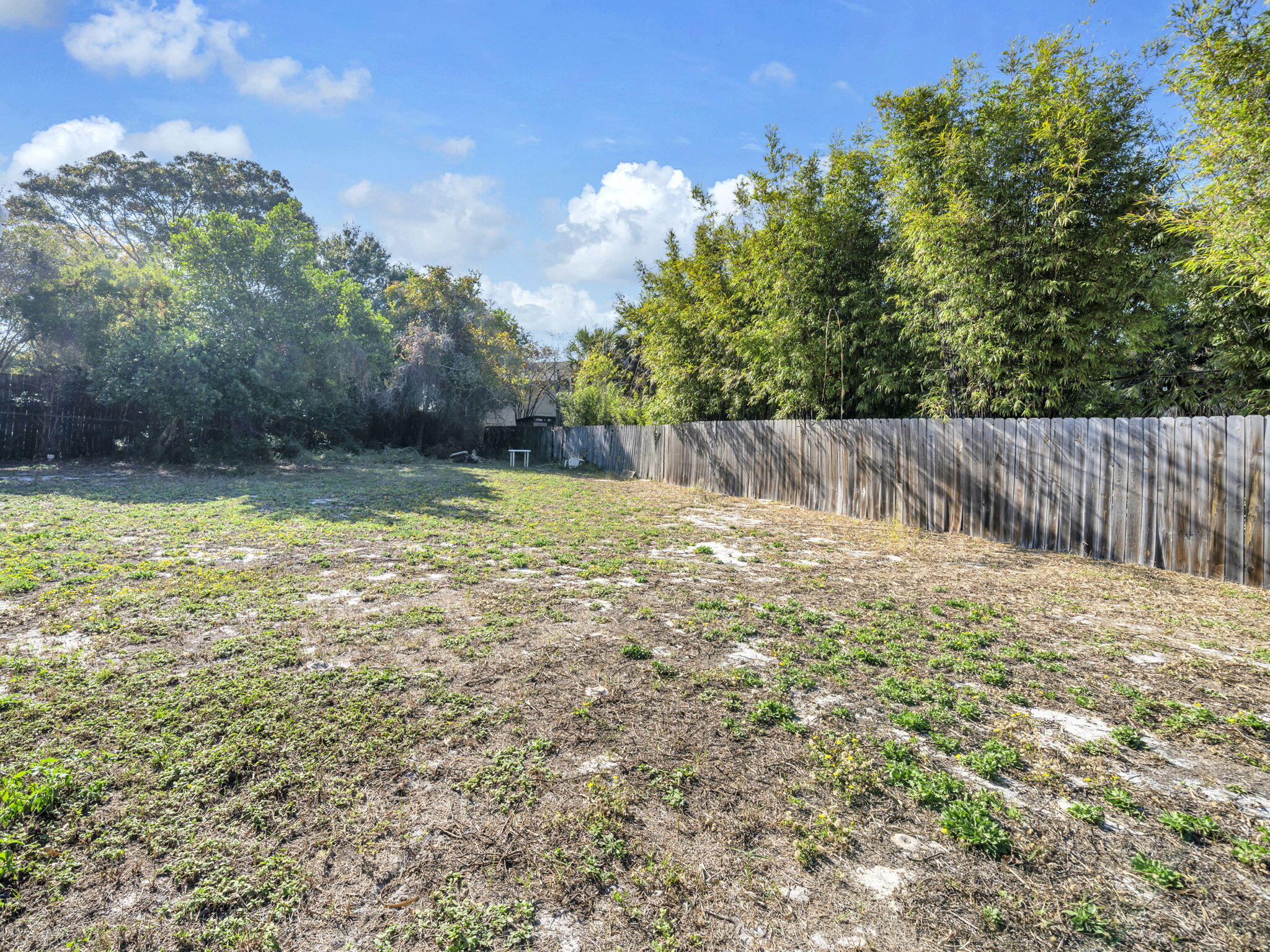 QUIET WOOD - Residential