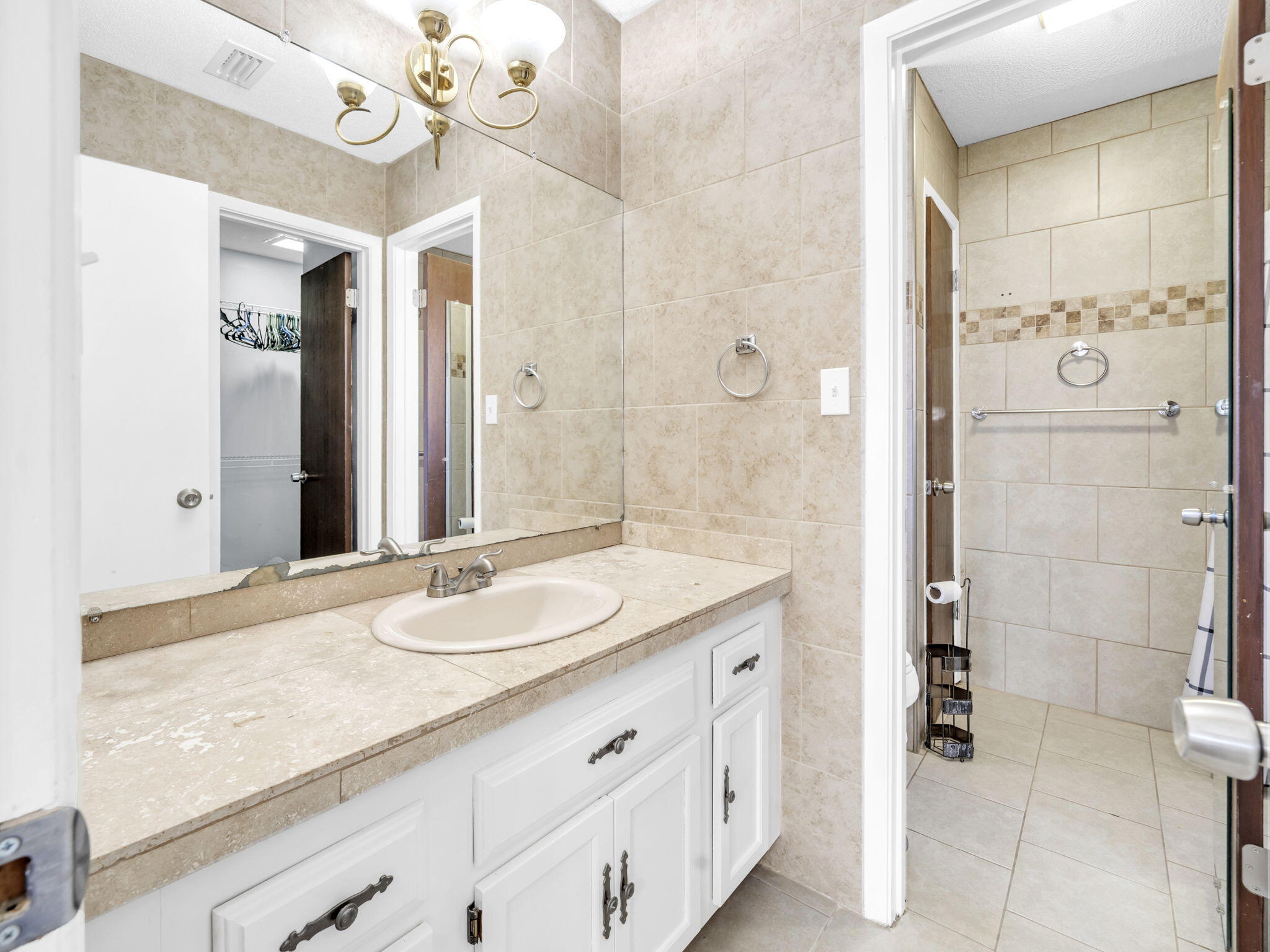 QUIET WOOD - Residential