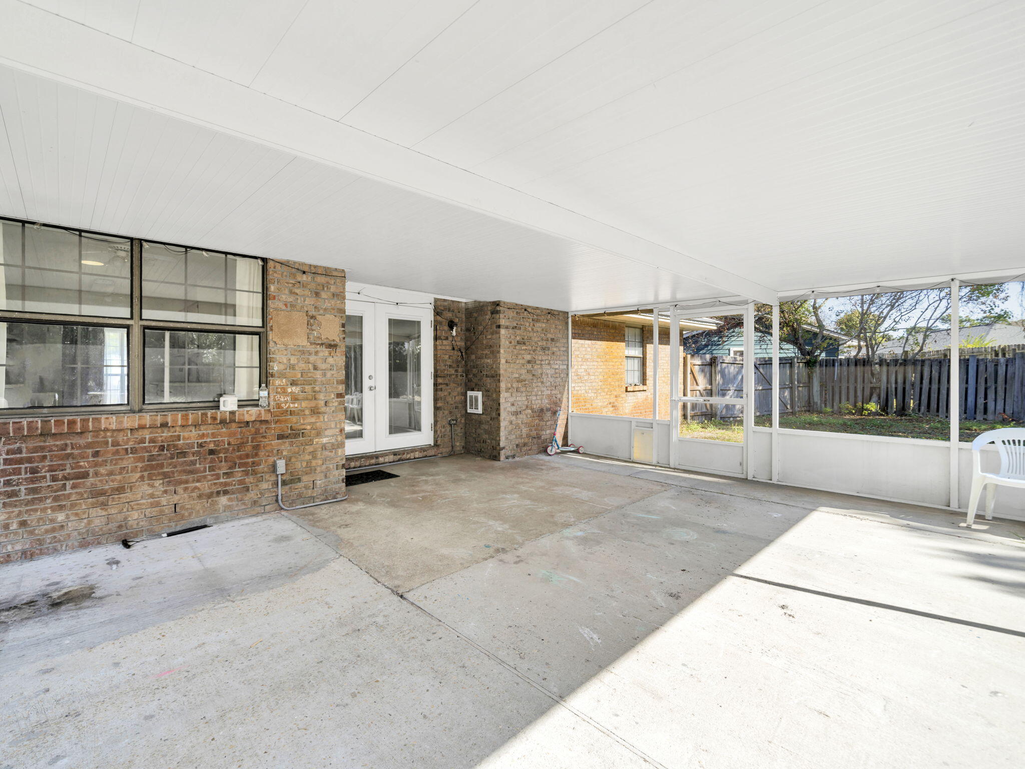 QUIET WOOD - Residential