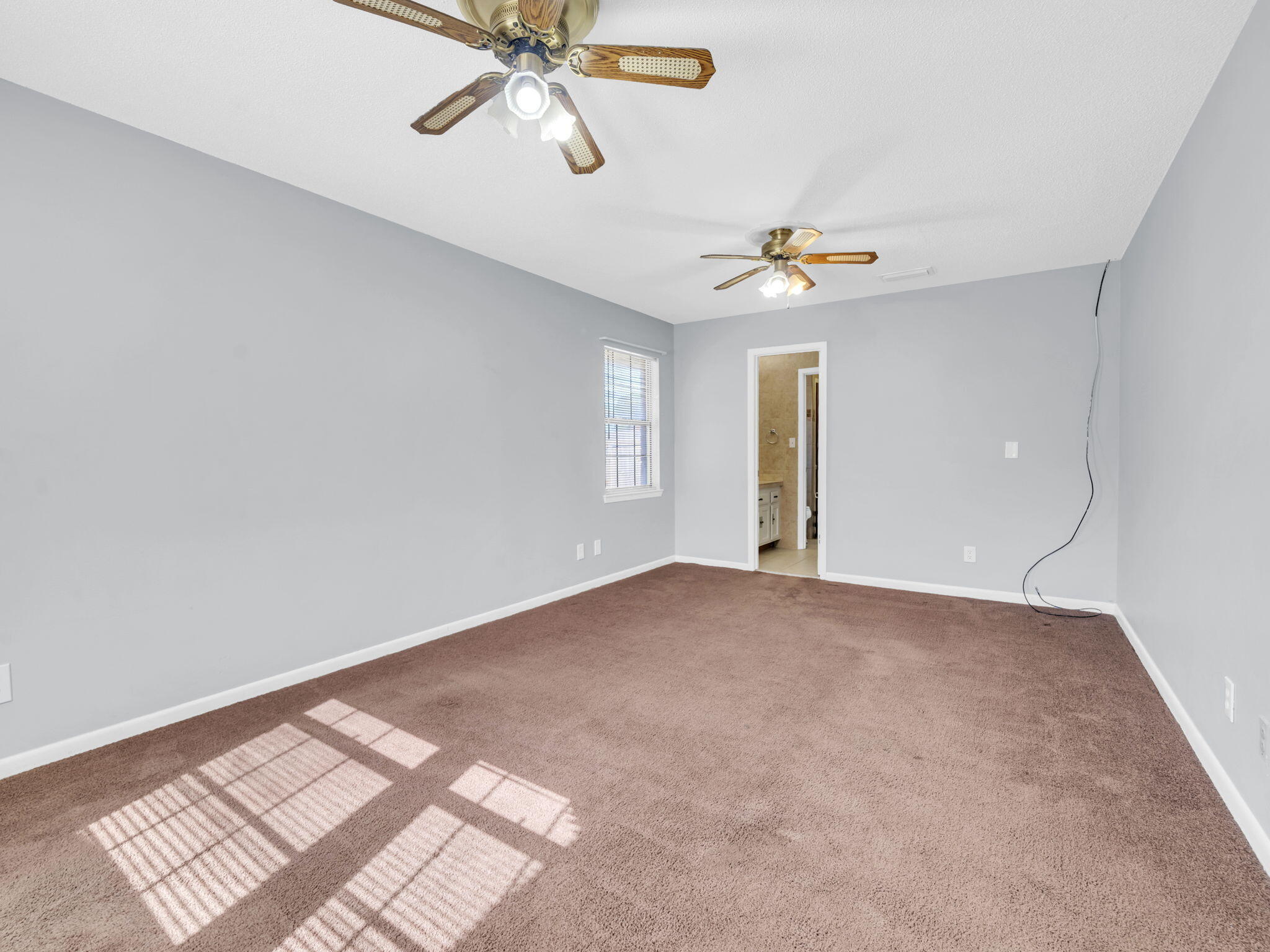 QUIET WOOD - Residential