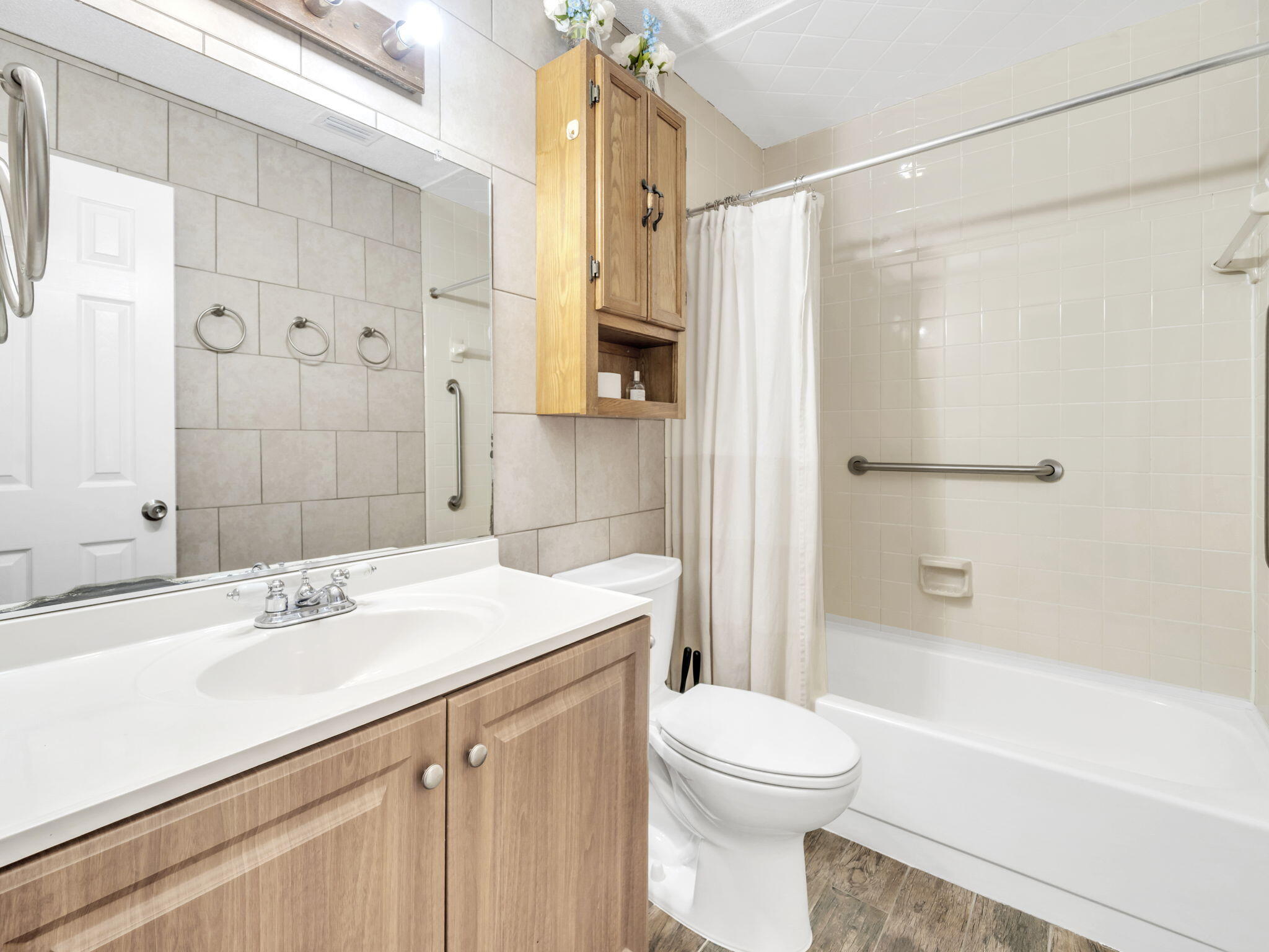 QUIET WOOD - Residential