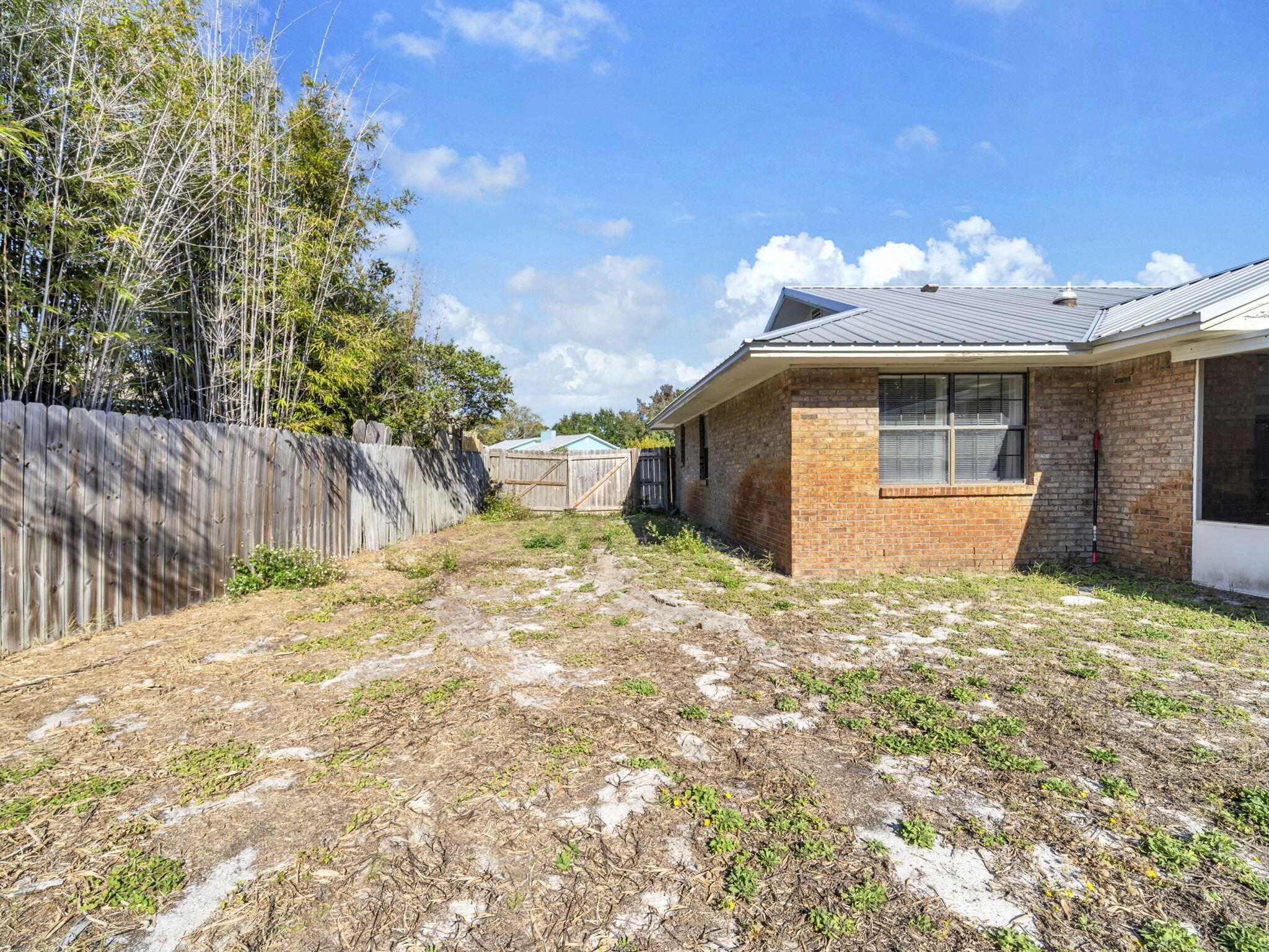 QUIET WOOD - Residential