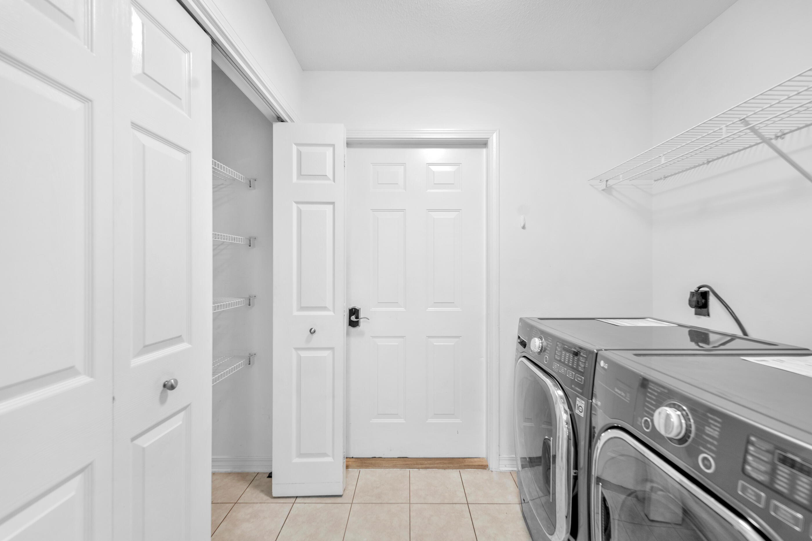 SHALIMAR COTTAGES - Residential