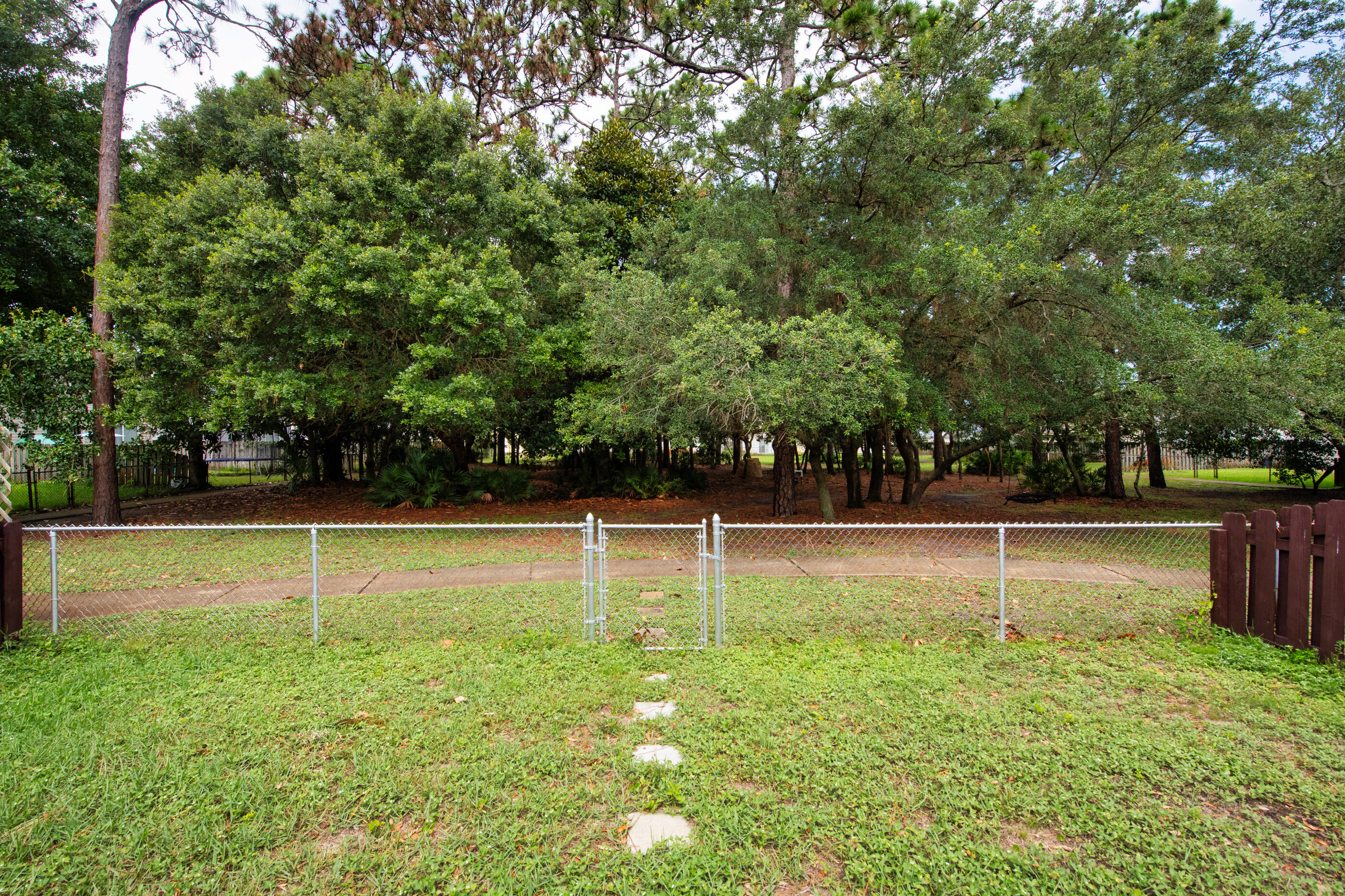 SHALIMAR COTTAGES - Residential