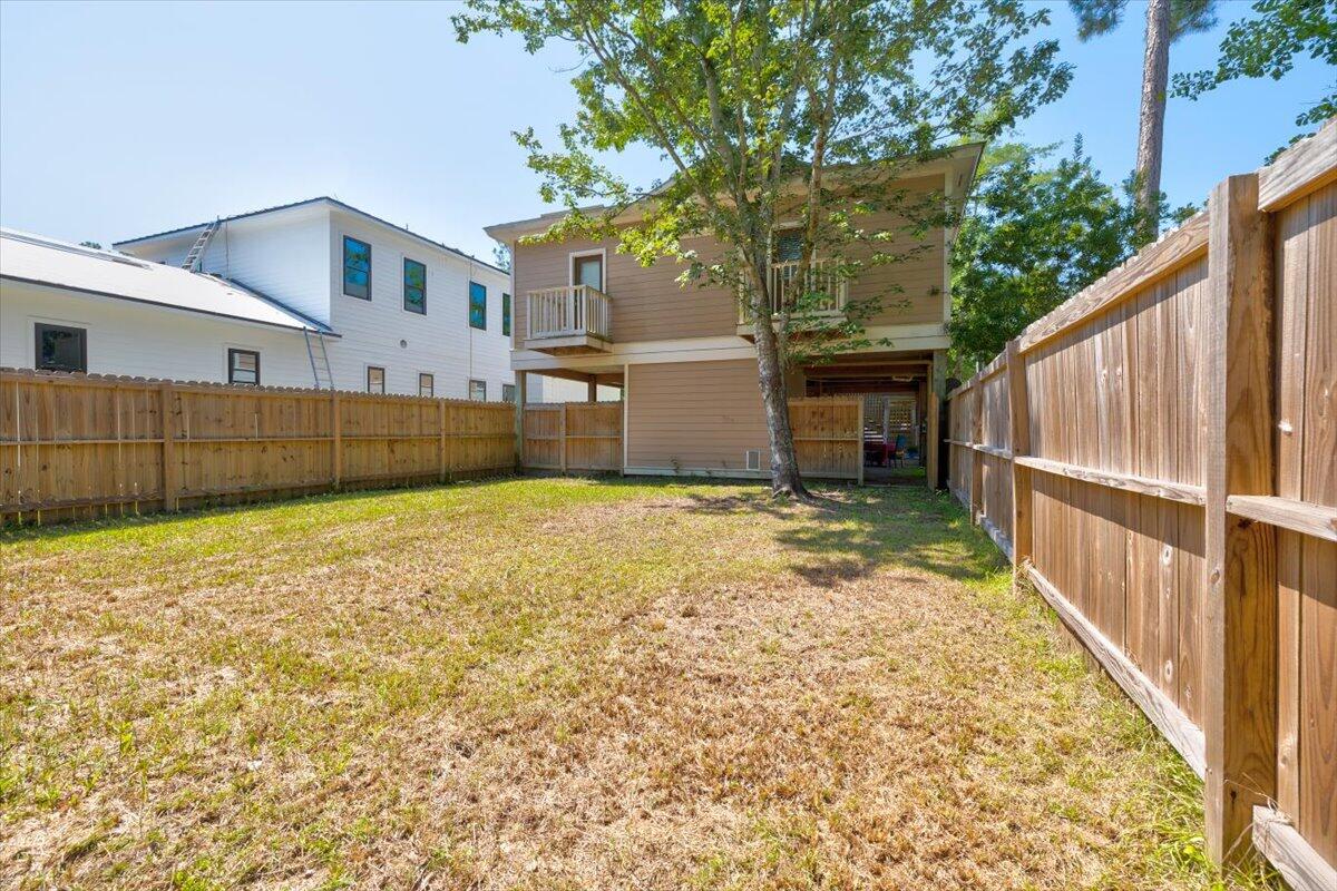 MAGNOLIA BEACH - Residential