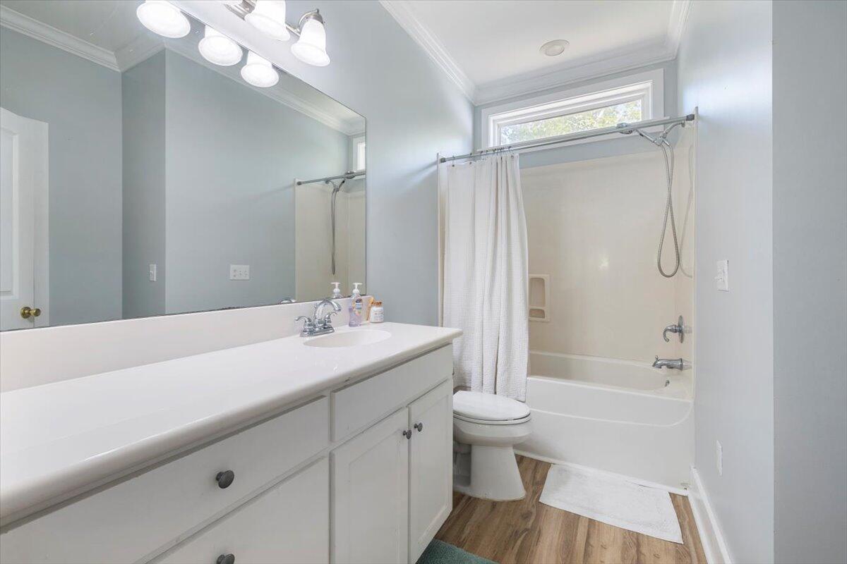 MAGNOLIA BEACH - Residential