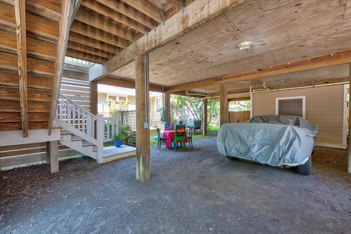 MAGNOLIA BEACH - Residential