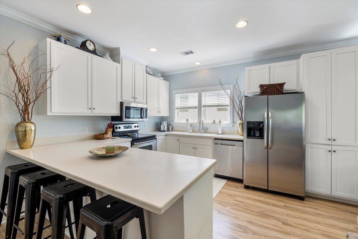 MAGNOLIA BEACH - Residential