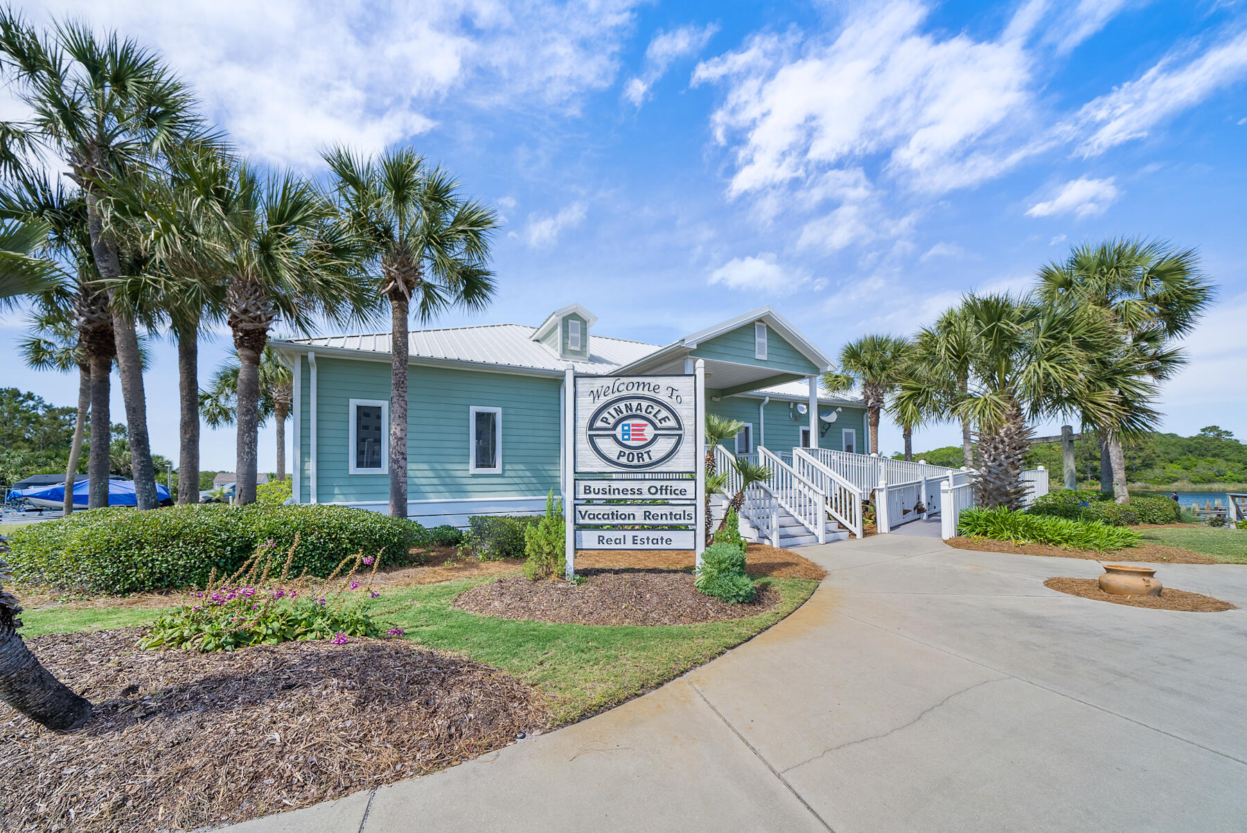 PINNACLE PORT PHASE 1 - Residential