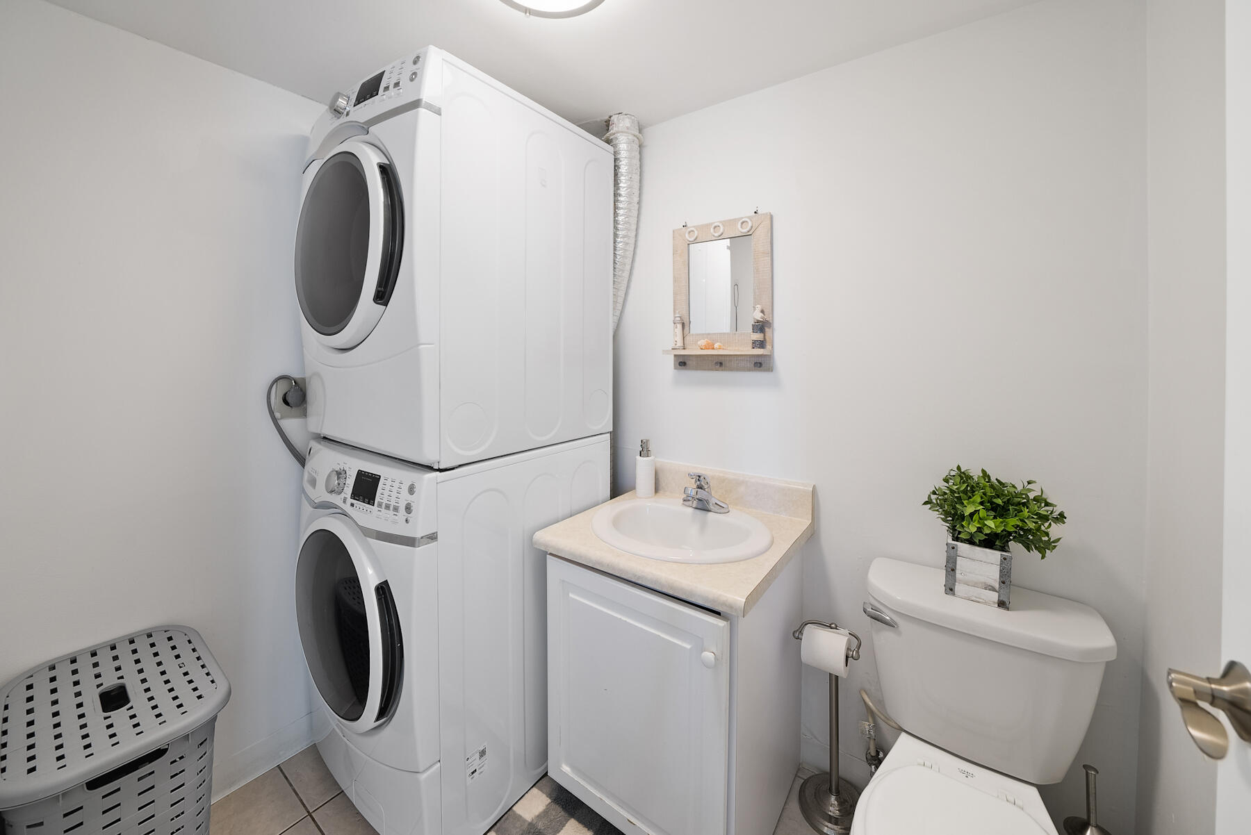 PINNACLE PORT PHASE 1 - Residential