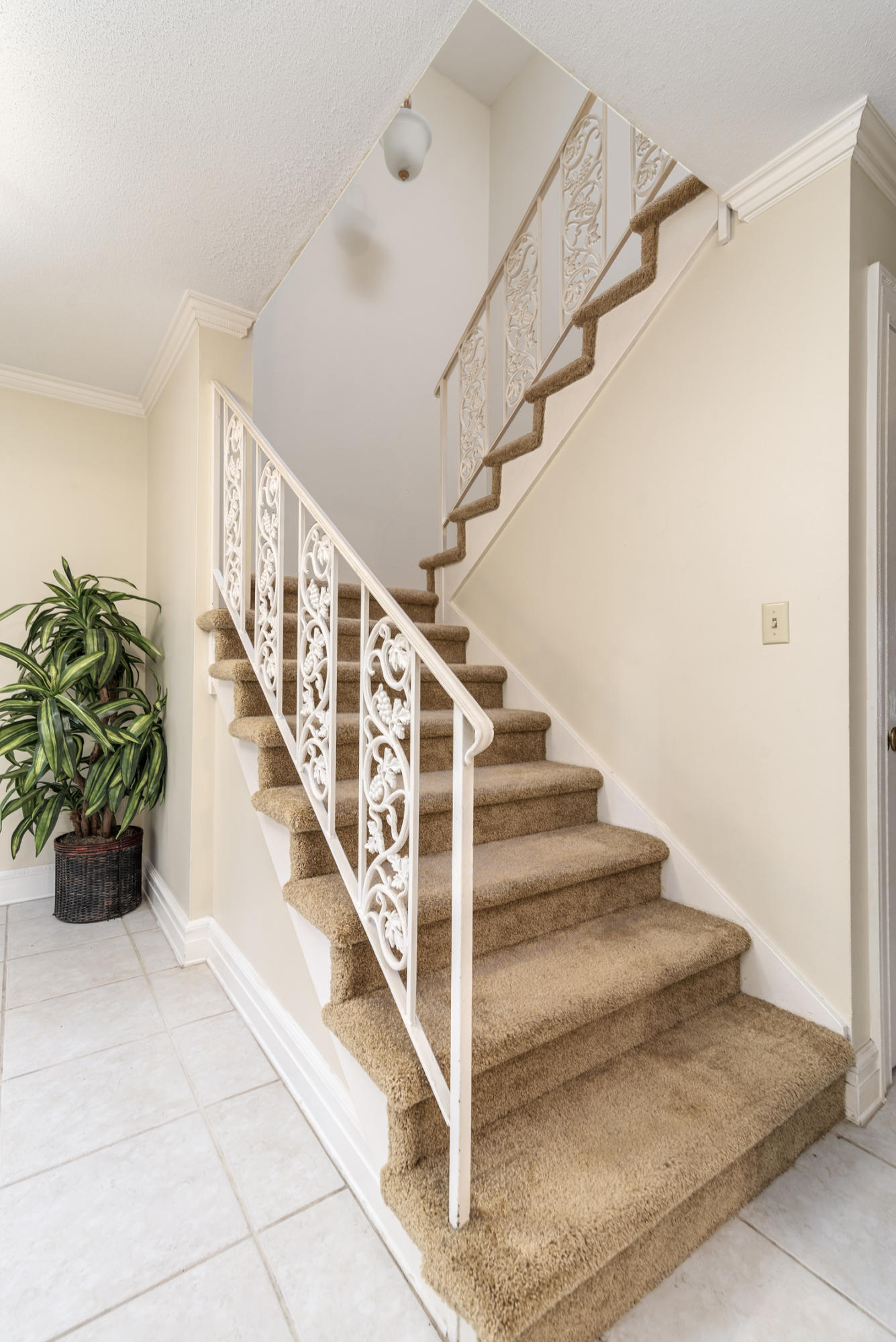 COLONY ESTATES - Residential