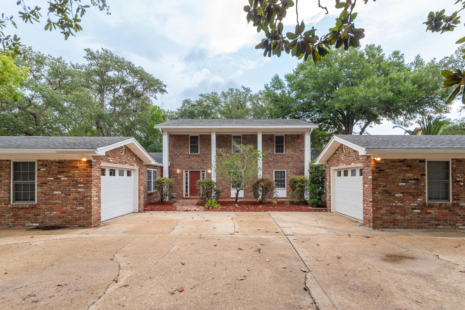 COLONY ESTATES - Residential