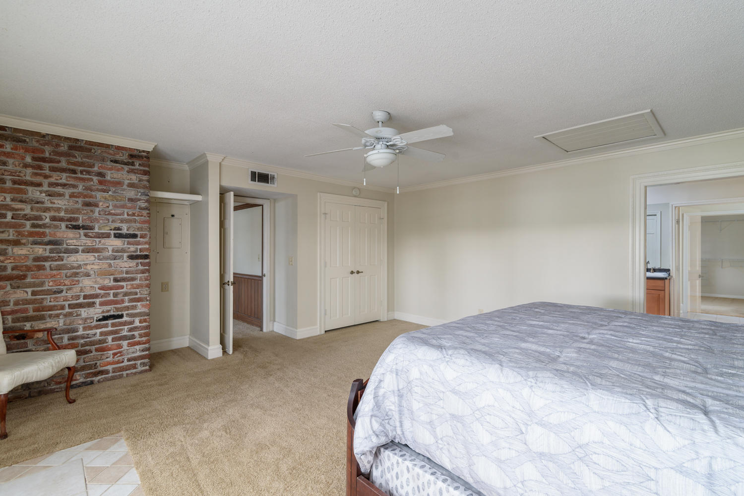 COLONY ESTATES - Residential