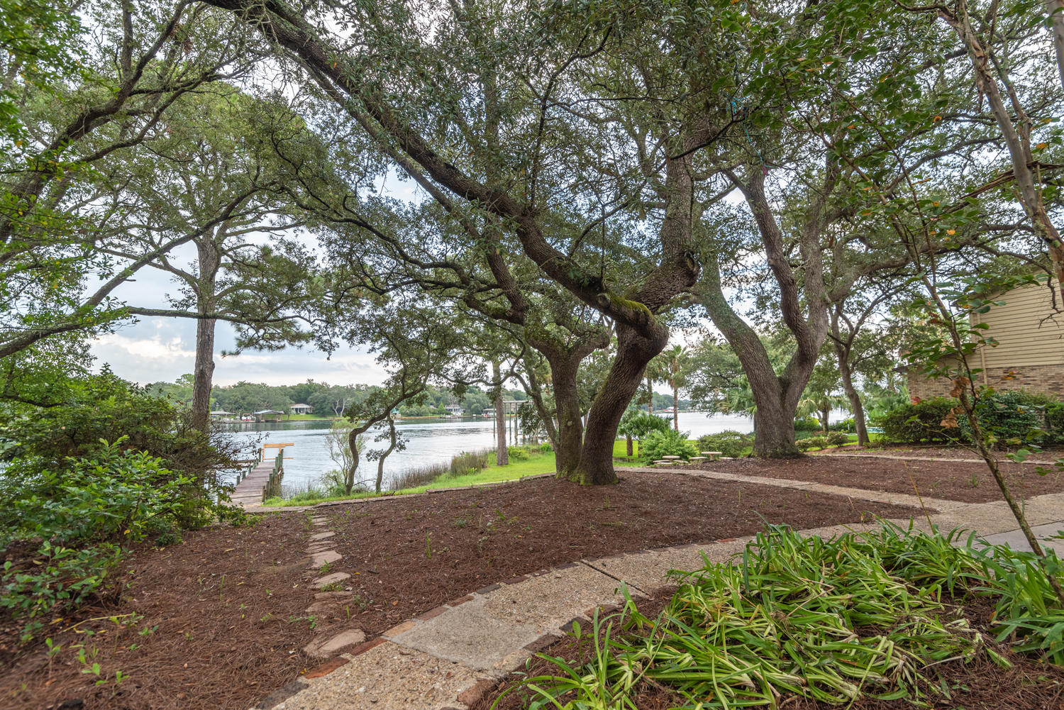 COLONY ESTATES - Residential