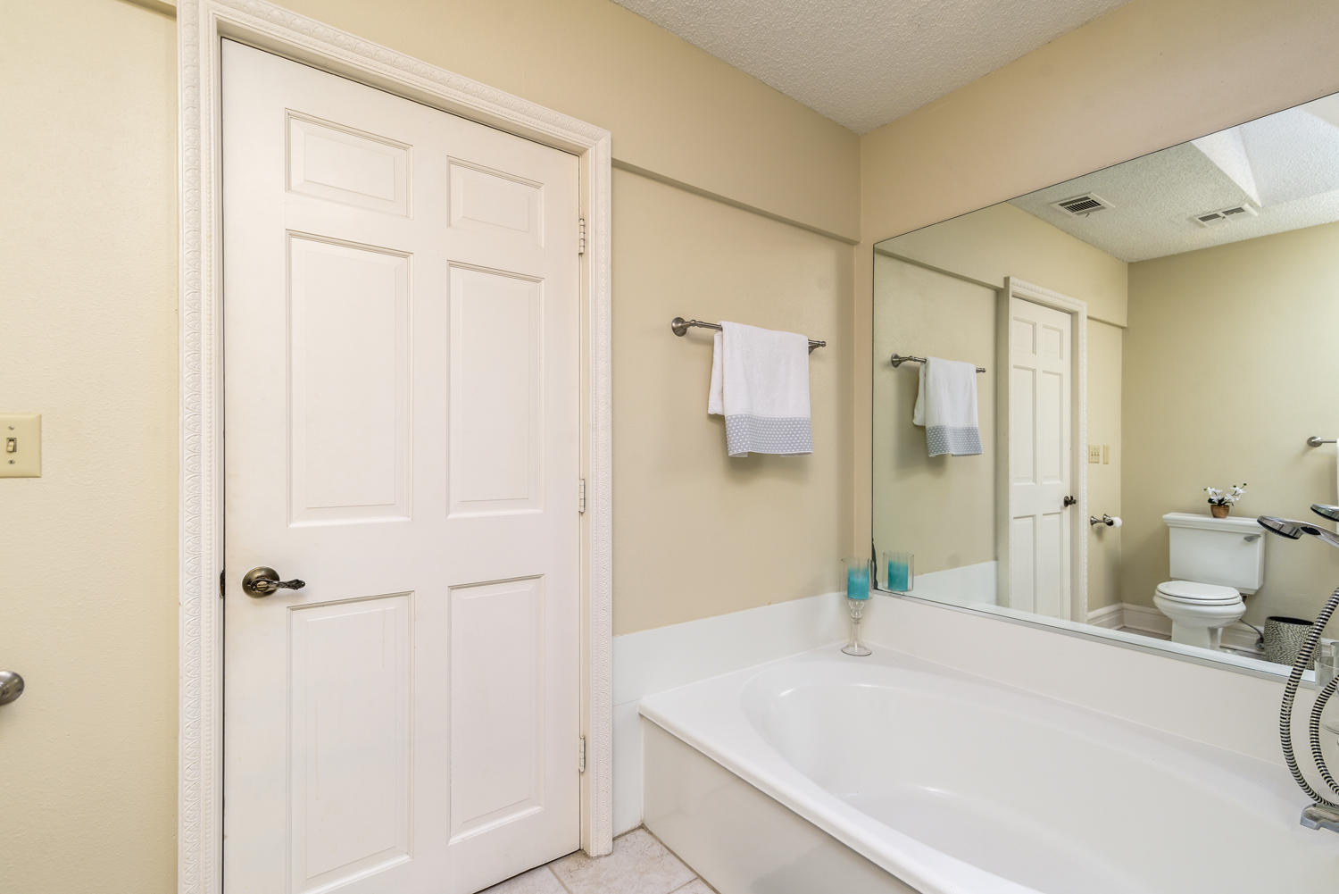 COLONY ESTATES - Residential