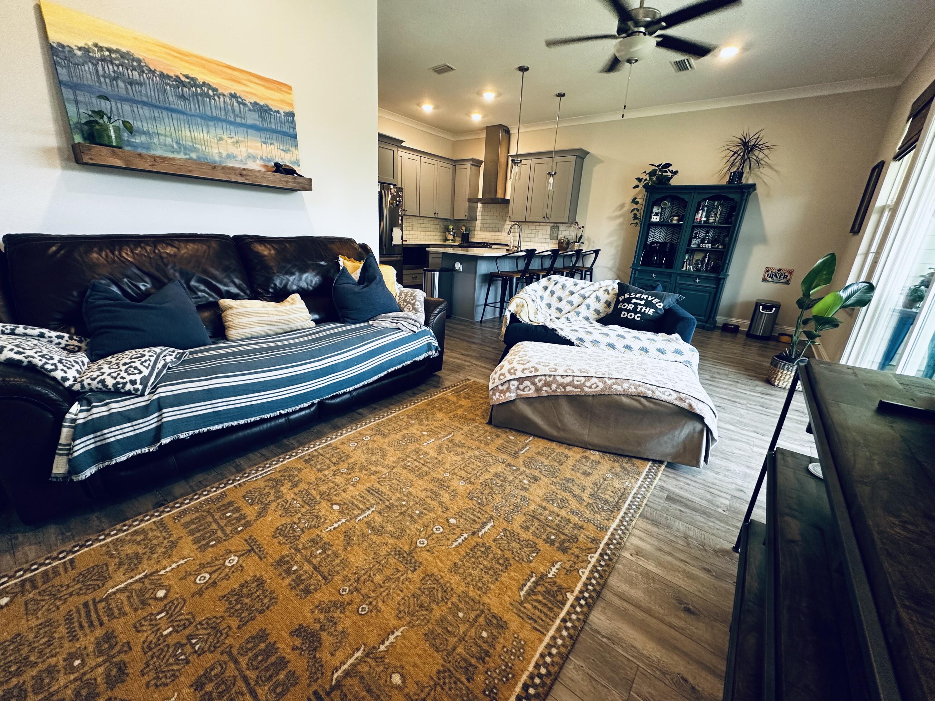 Kara Lake Townhomes - Residential