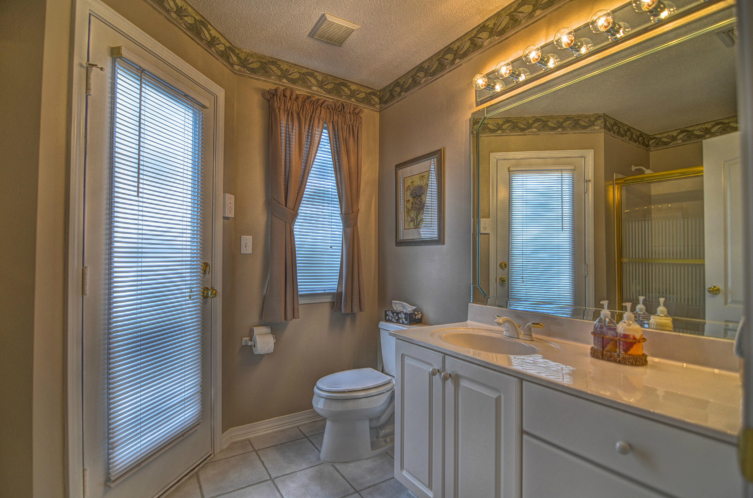 EMERALD LAKES PH 2 - Residential