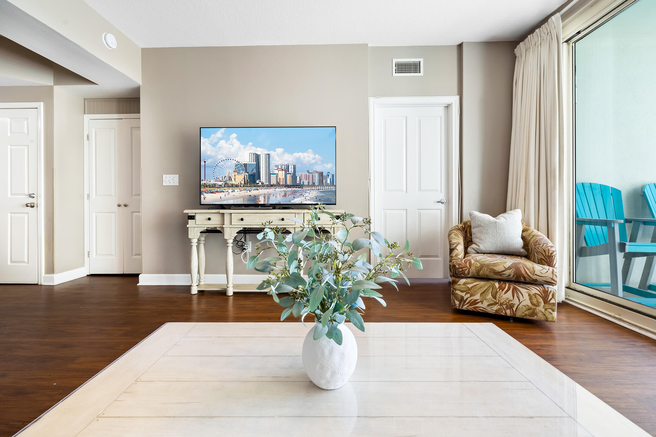 SHORES OF PANAMA - Residential