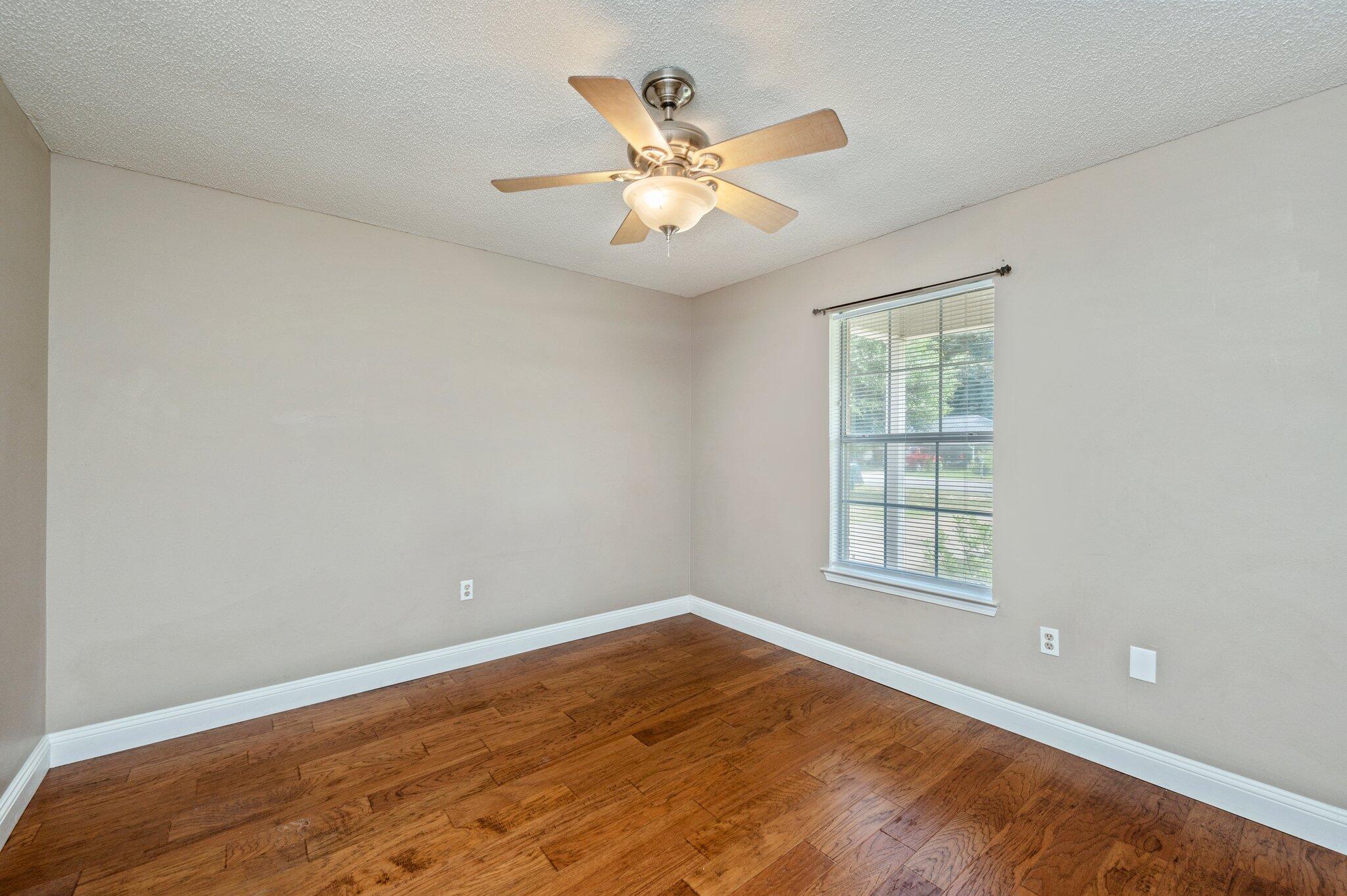 HIDDEN GLEN - Residential