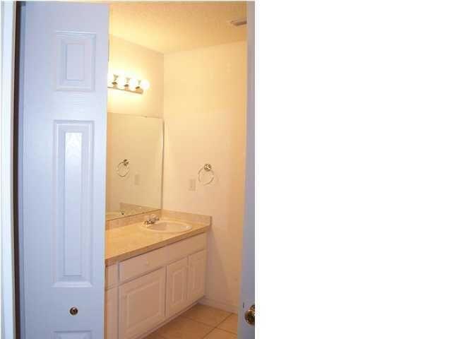 ANDALUSIA PLACE T/H'S - Residential