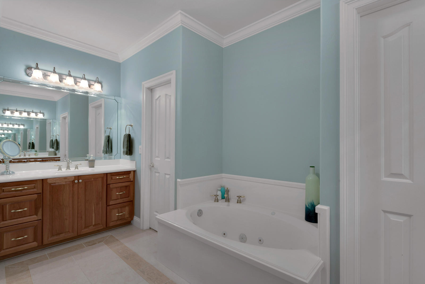 WARD COVE LANDING - Residential