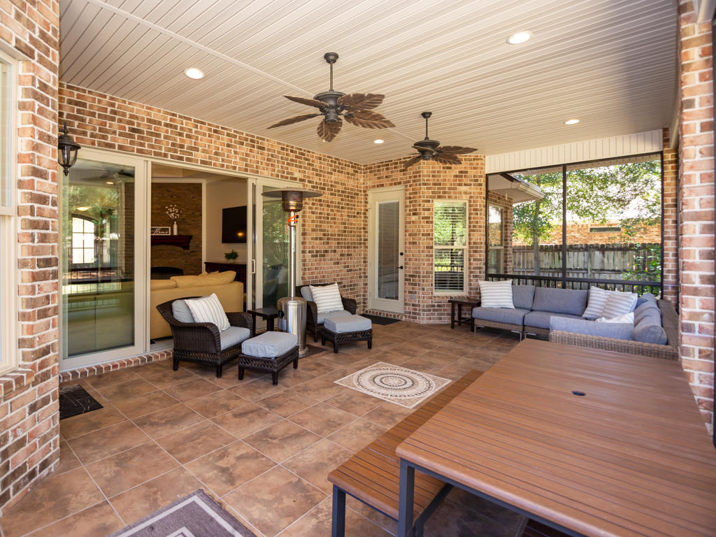 SWIFT CREEK PH VII - Residential