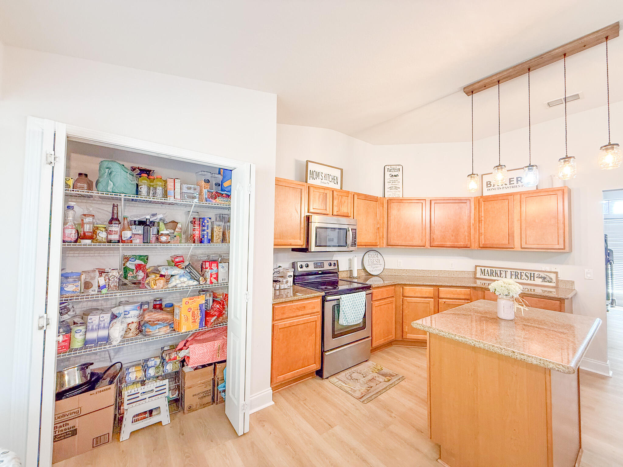 SILVER SPRINGS EST LOT 6 BLK B - Residential