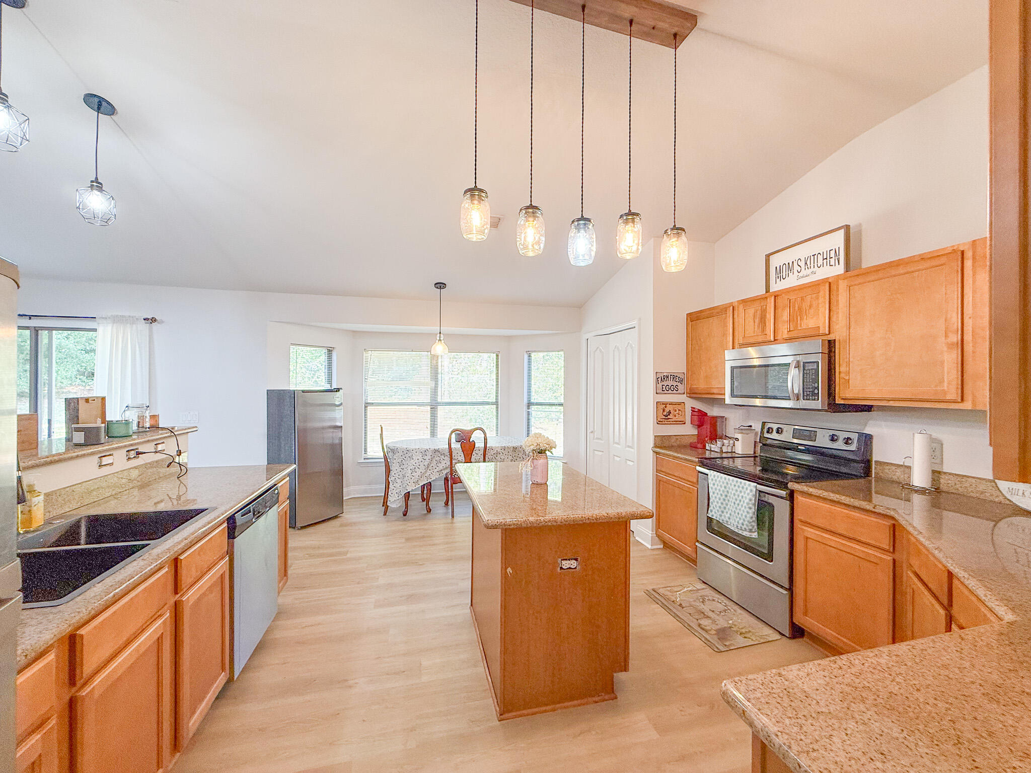 SILVER SPRINGS EST LOT 6 BLK B - Residential