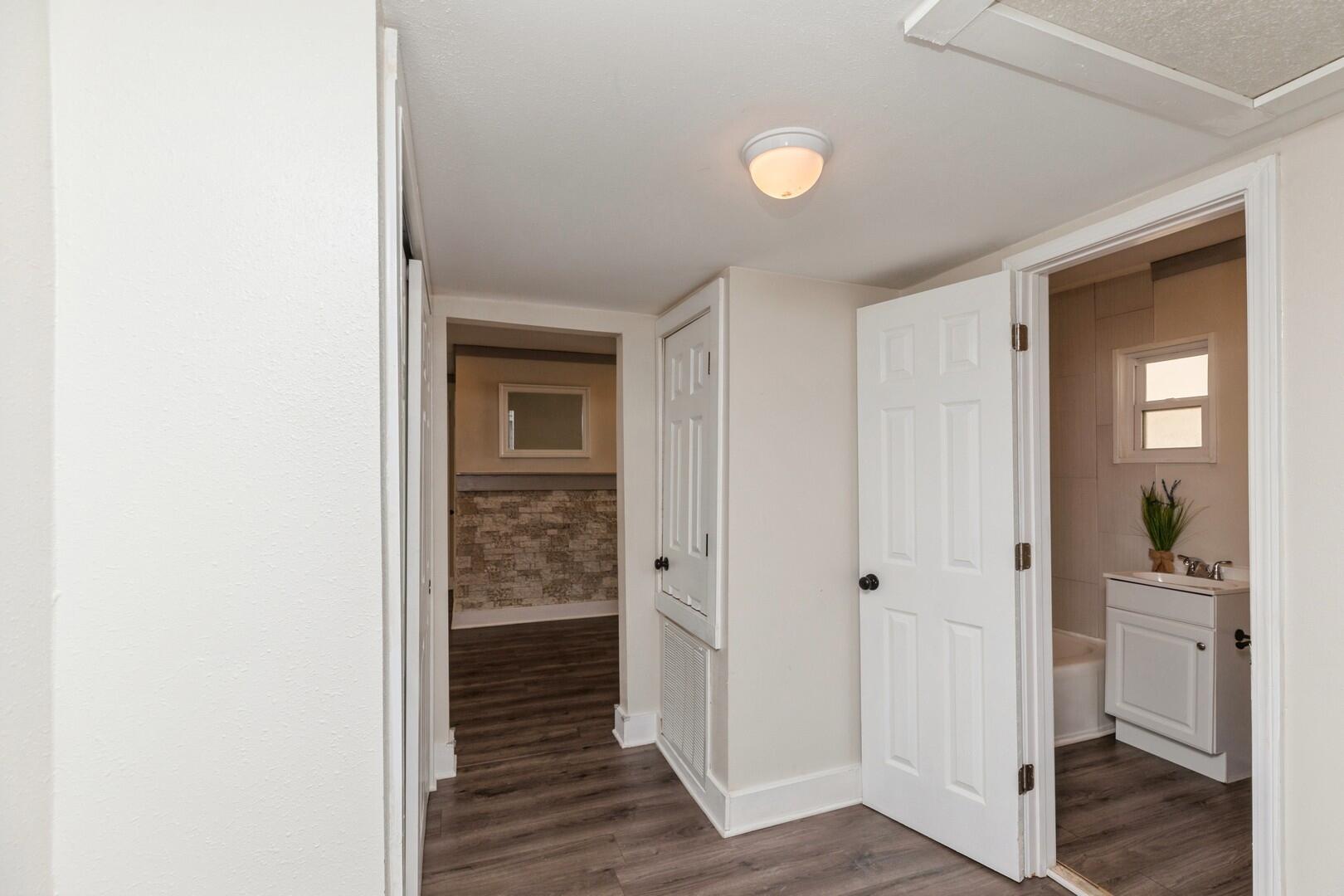 CRESTVIEW HEIGHTS - Residential