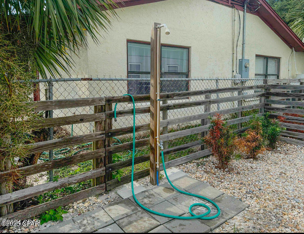 NO RECORDED SUBDIVISION - Residential Lease