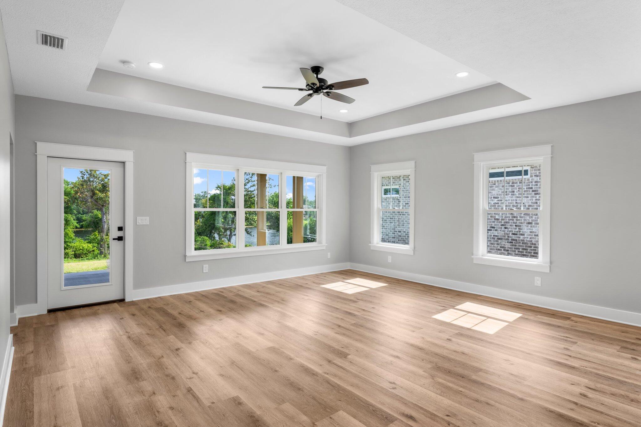 LAKEWOOD - Residential