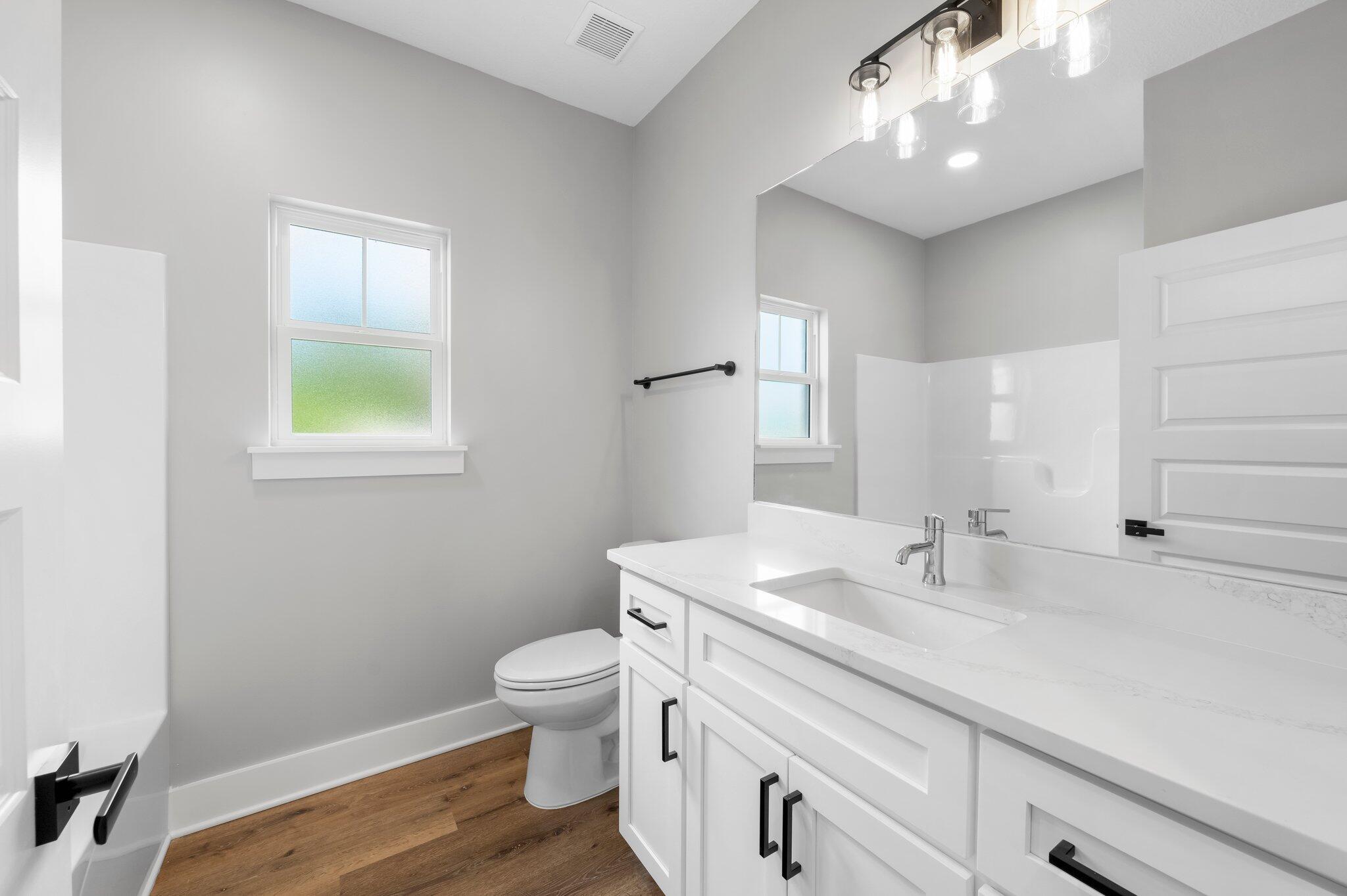 LAKEWOOD - Residential