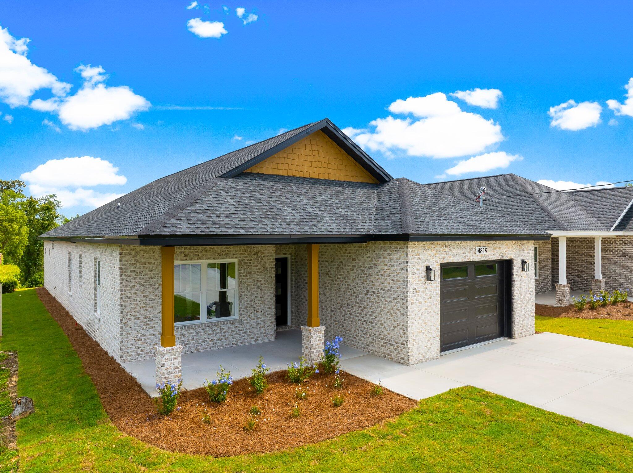 LAKEWOOD - Residential