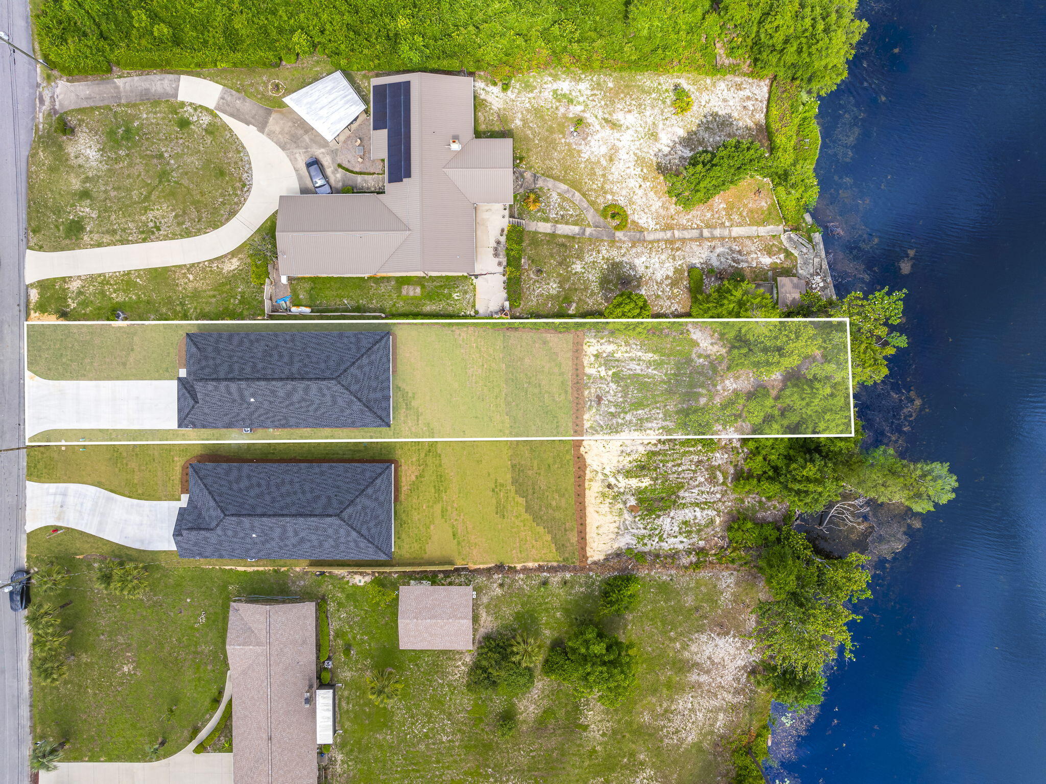 LAKEWOOD - Residential