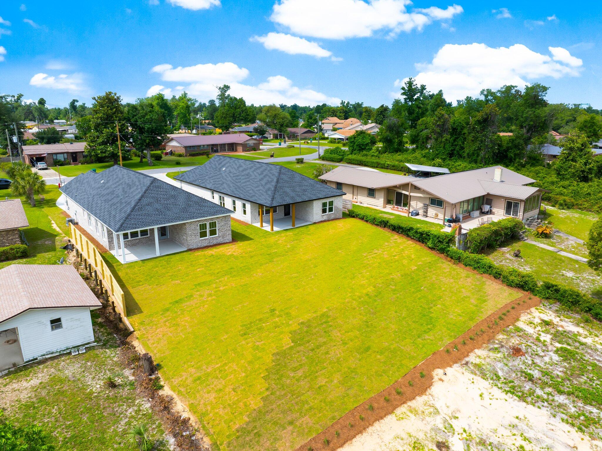 LAKEWOOD - Residential