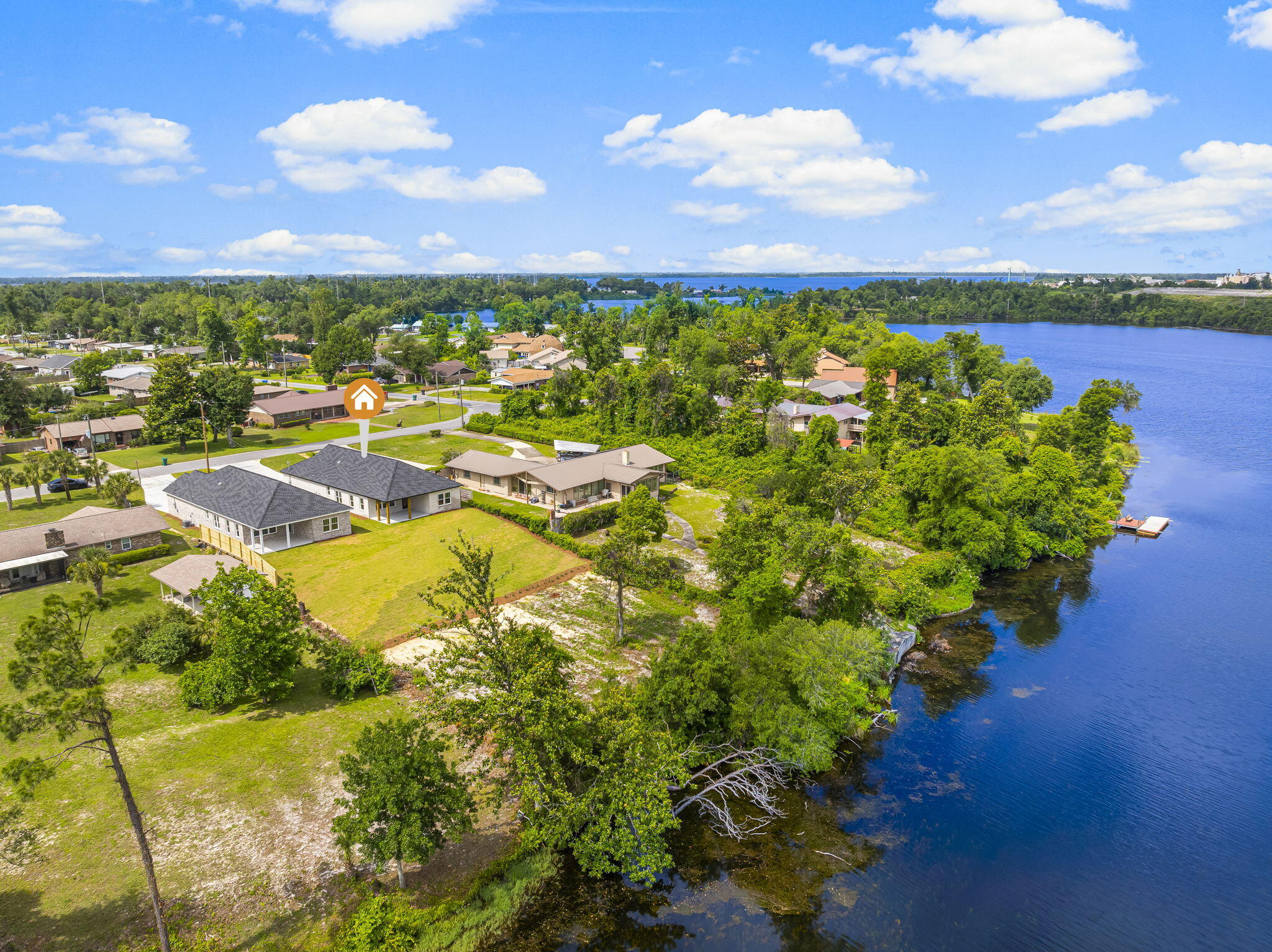 LAKEWOOD - Residential