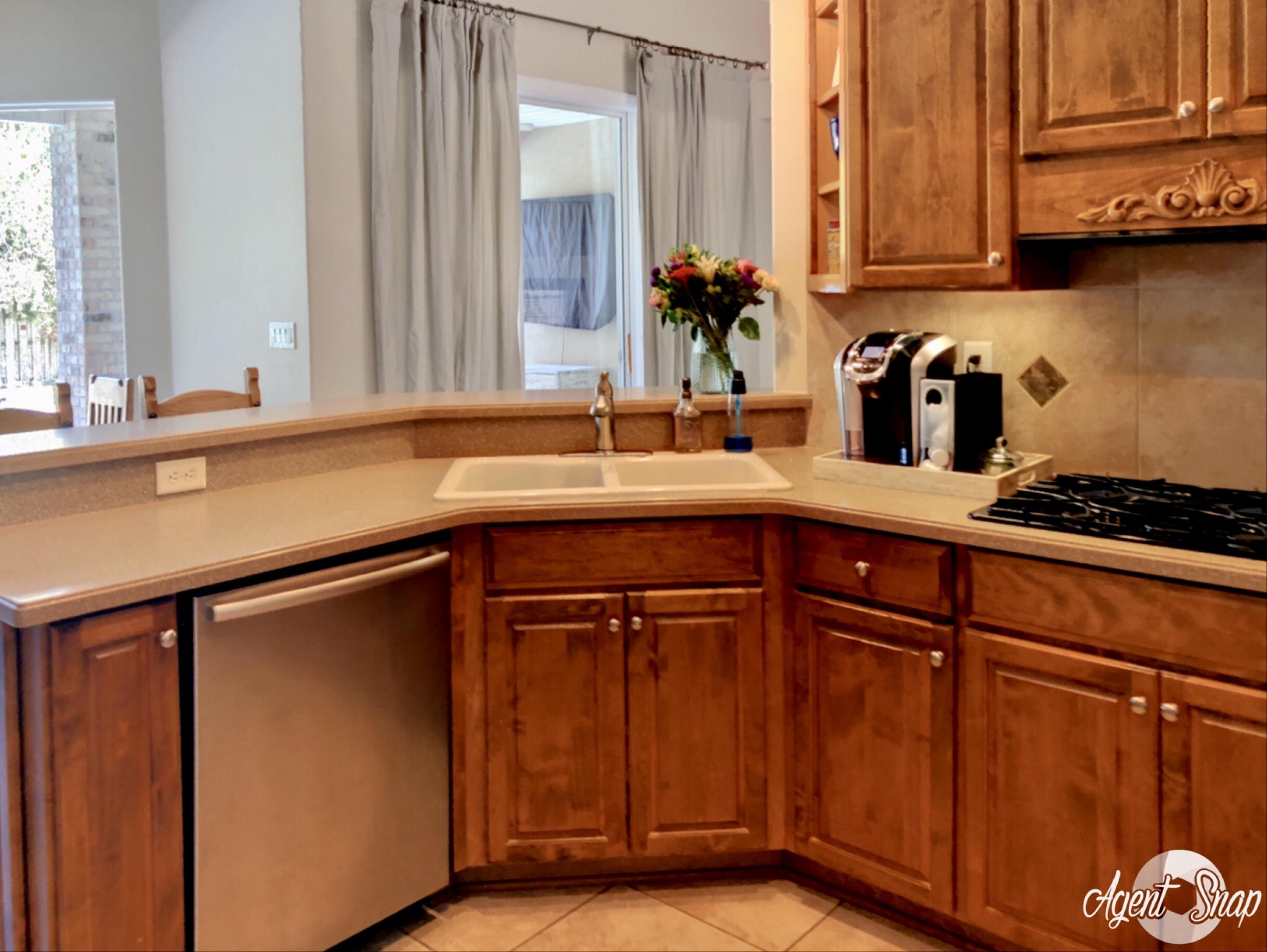 BAYSHORE PLACE PH 2 - Residential