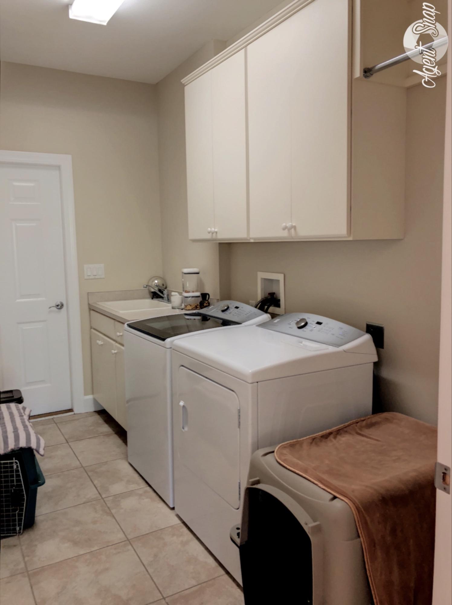 BAYSHORE PLACE PH 2 - Residential