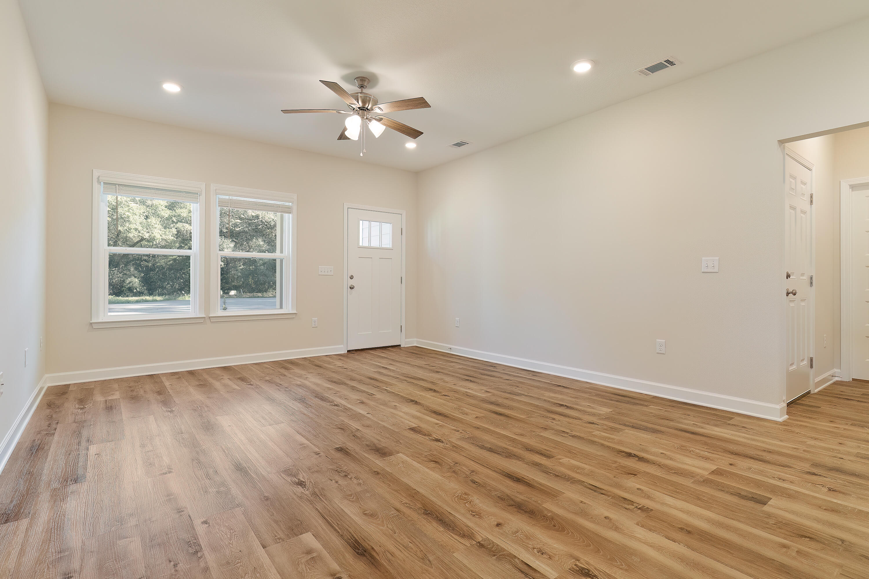 Grande Oaks - Residential