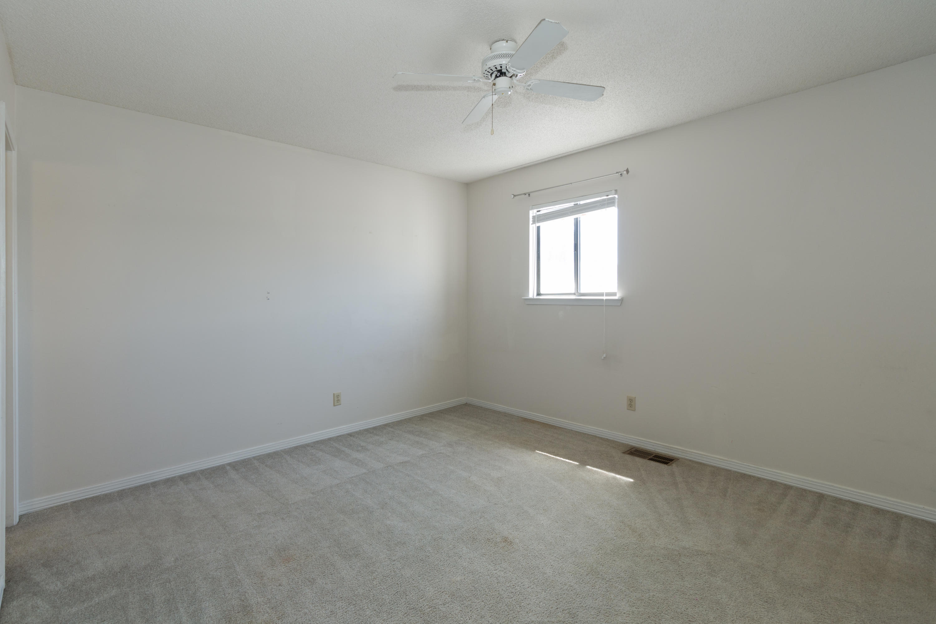 MISTY COVE T/H PH 1 - Residential