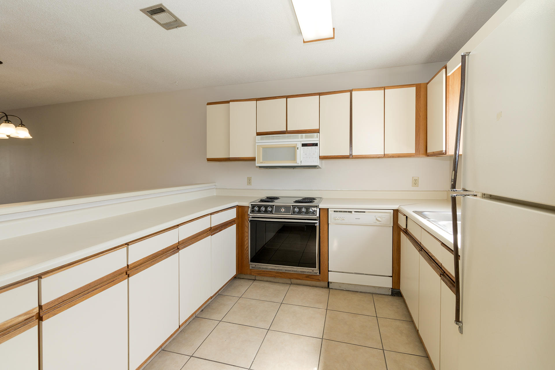 MISTY COVE T/H PH 1 - Residential