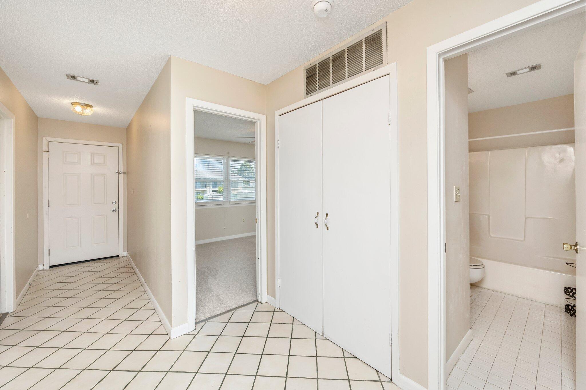 CHANNEL MARKER 2 - Residential Lease