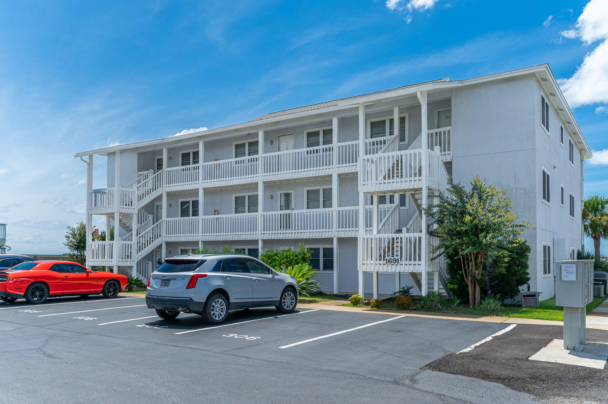 CHANNEL MARKER 2 - Residential Lease