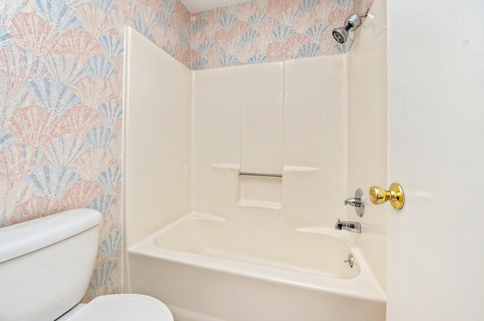 CHANNEL MARKER 2 - Residential Lease