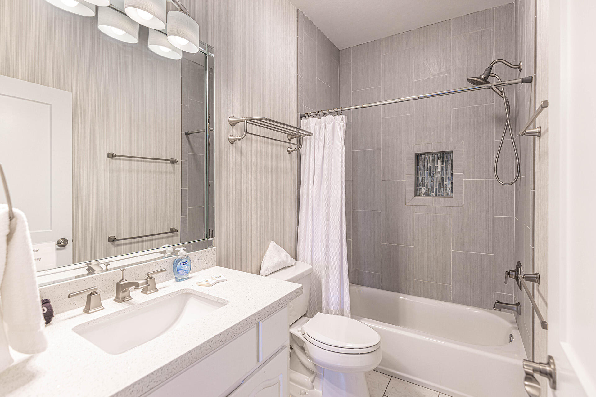 GULFSIDE COTTAGES - Residential