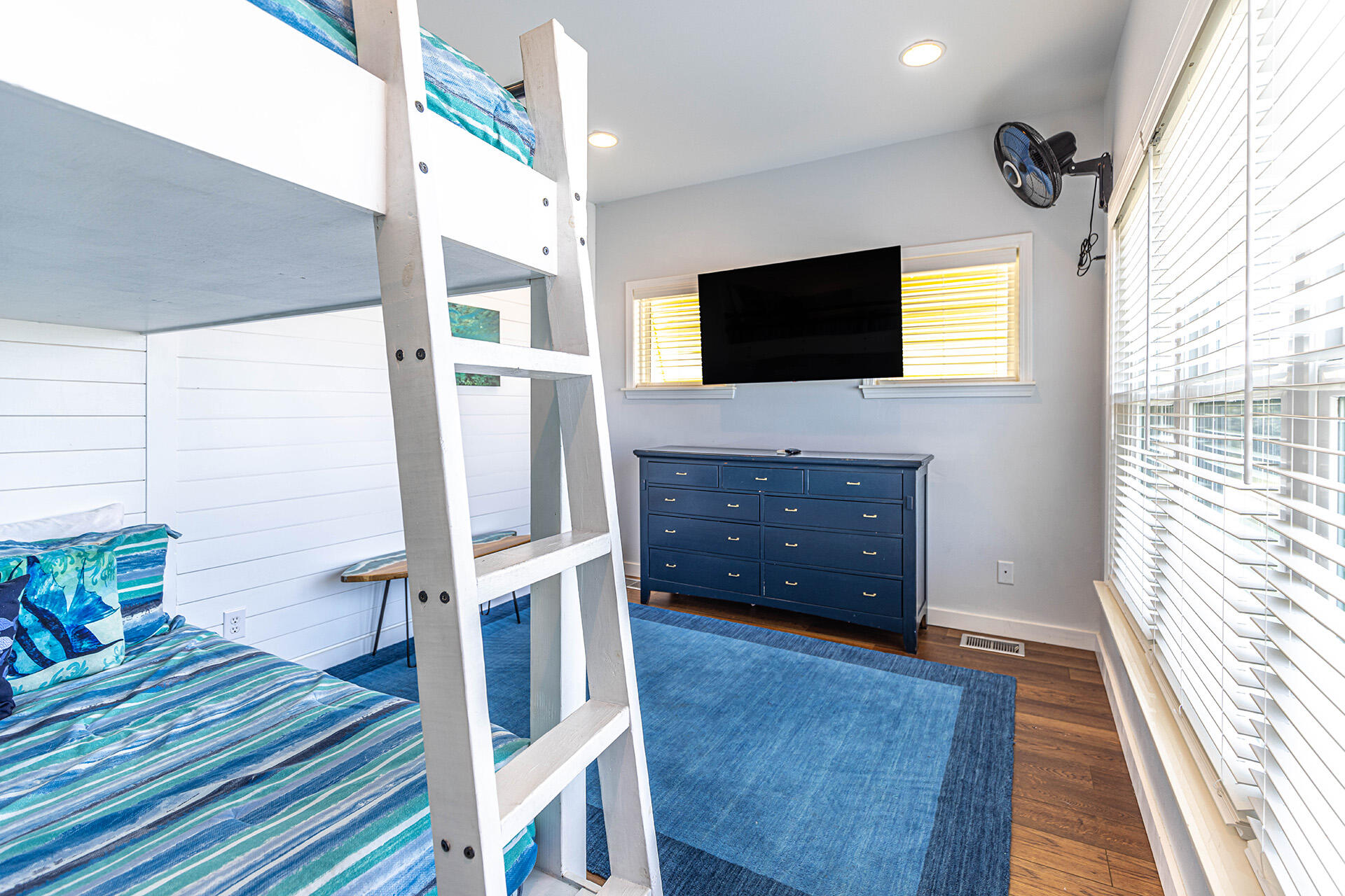 GULFSIDE COTTAGES - Residential